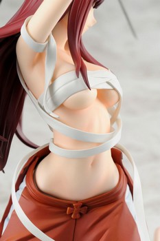 Statuette d'Erza Scarlett Version Armure Hakama