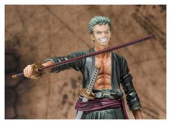 Figurine One Piece Figuarts Zoro Version New World couleur Metal